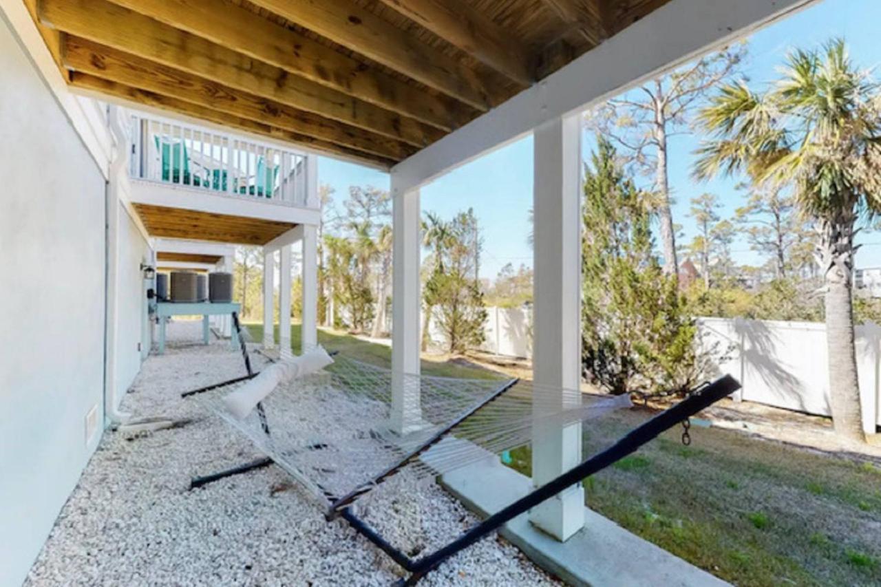 Resting Beach Face Pensacola Extérieur photo